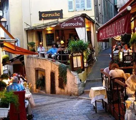 Bel Bien Place Au Coeur De Apartament Cannes